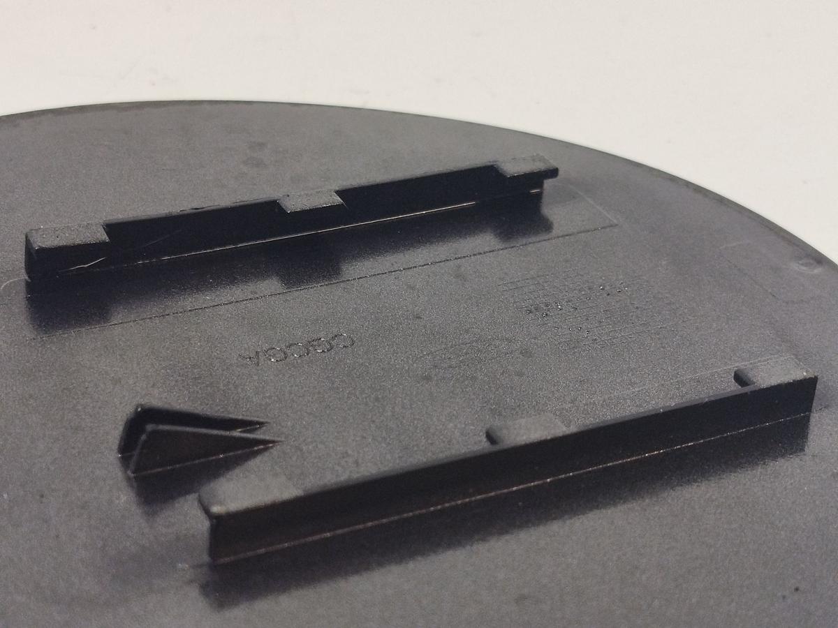 Ford Focus DYB CEW Turnier Tankklappe Tankdeckel Tankverschluss Magnetic Grau