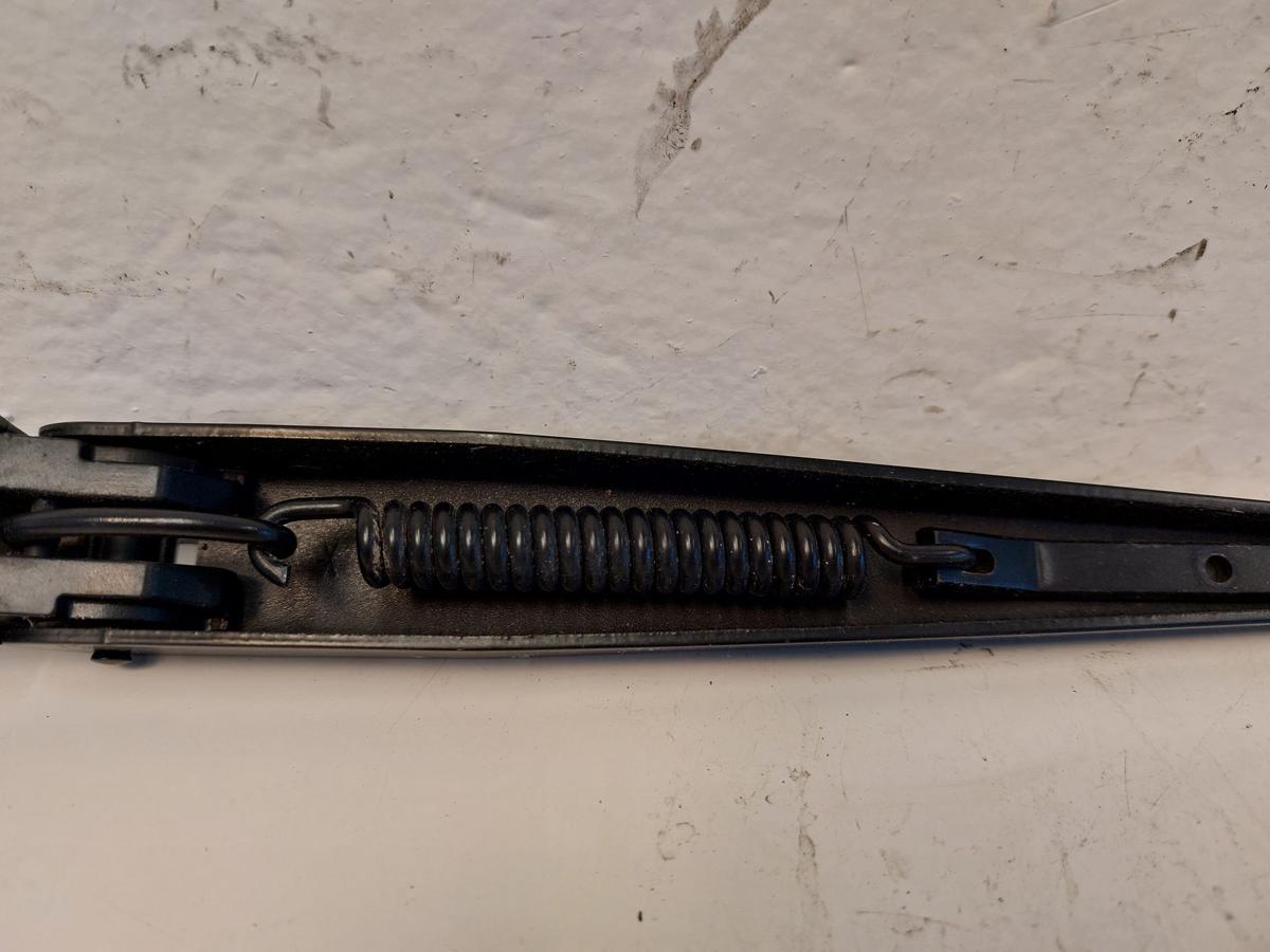 VW Passat 3G B8 Wischerarm vorn rechts Scheibenwischerarm Beifahrerseite OEM