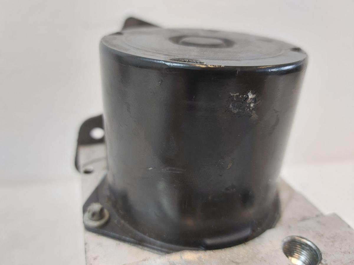 VW Polo 9N3 ABS Hydroaggregat Pumpe Steuergerät Steuereinheit Bosch
