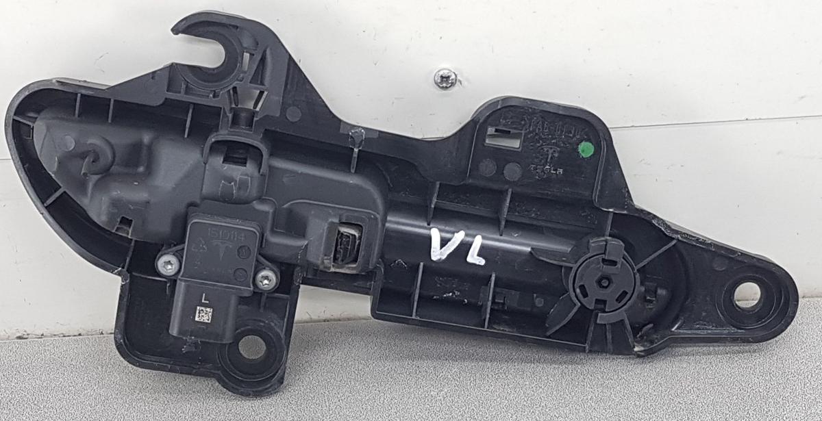 Tesla Model Y T&uuml;rgriff vorn links 1528114-00-D Bj22 schwarz passt auch hinten