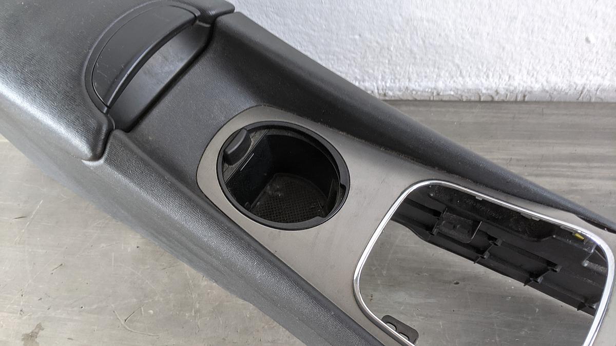 Toyota Avensis T27 Mittelkonsole Armlehne Mitteltunnel