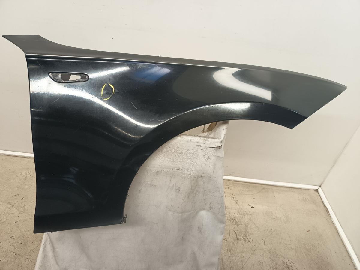 BMW 1er E81 Bj 2008 original Kotflügel vorn rechts 475 Blacksapphire 3TRG