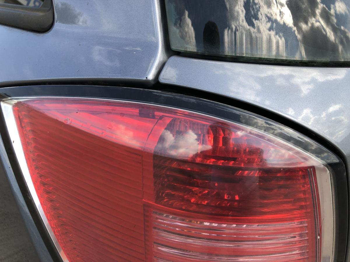 Opel Astra H Caravan R&uuml;ckleuchte links R&uuml;cklicht Heckleuchte Kombi Schlusslicht