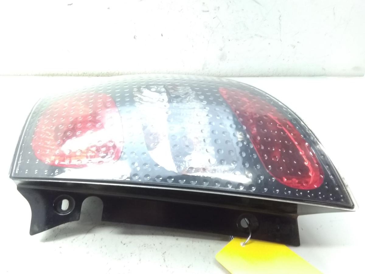 Citroen C3 Pluriel Facelift original Rückleuchte Heckleuchte rechts Bj.2008