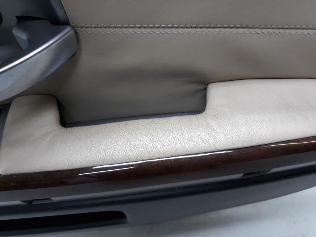 BMW 7er E65 Baujahr 2005 Türverkleidung hinten rechts Leder Beige Dunkelgrau