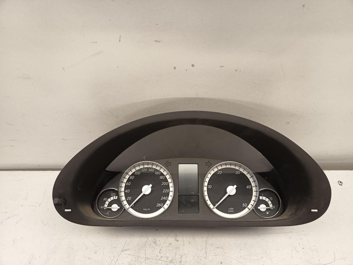 Mercedes Benz C-Klasse S203 original Kombiinstrument 2035401848 Bj 2005