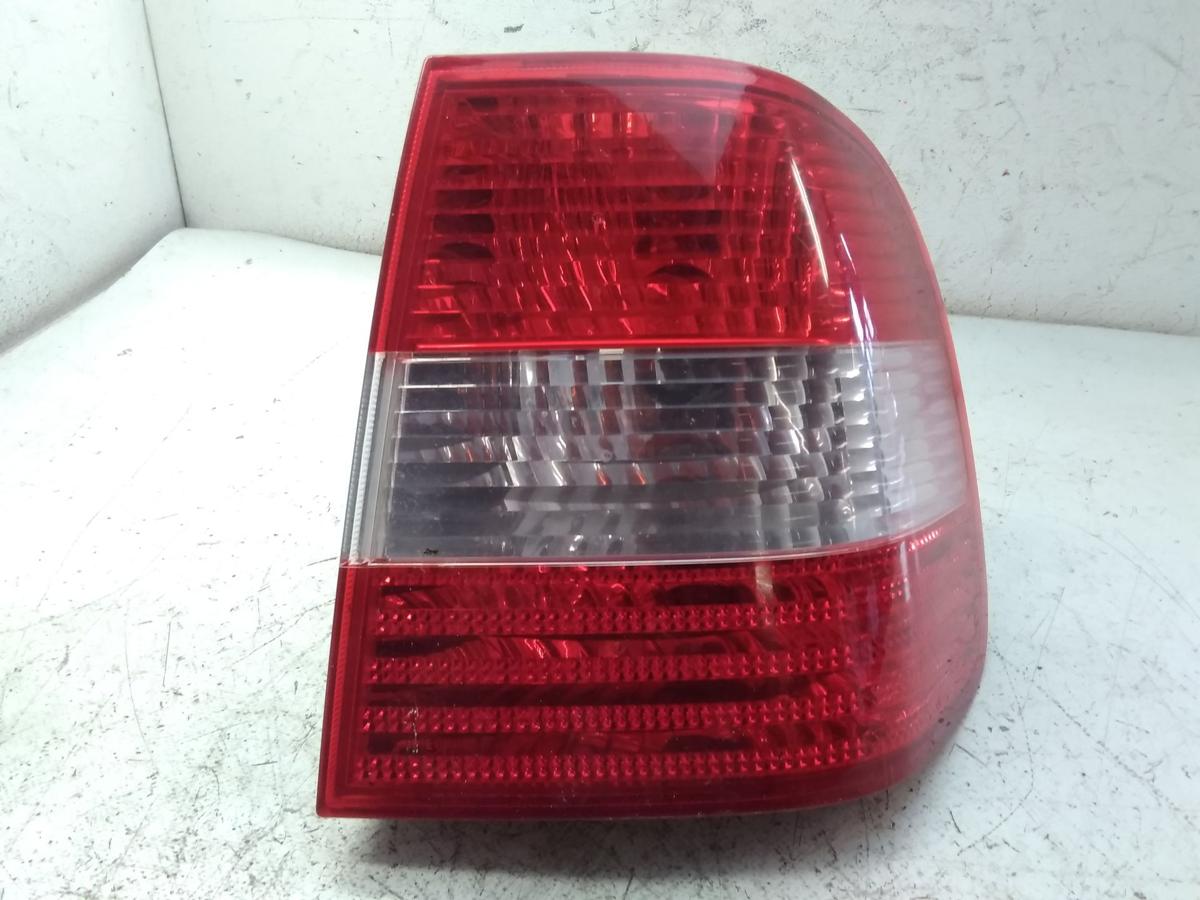VW Polo 9N2 orig R&uuml;ckleuchte Heckleuchte rechts au&szlig;en 4-t&uuml;rig Stufenheck BJ2004
