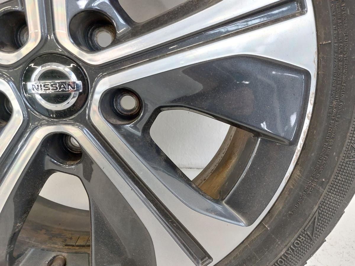 Nissan Leaf ZE1 40kWh Felge Alufelge 17 Zoll OEM 6x17 ET45 Bordsteinschaden