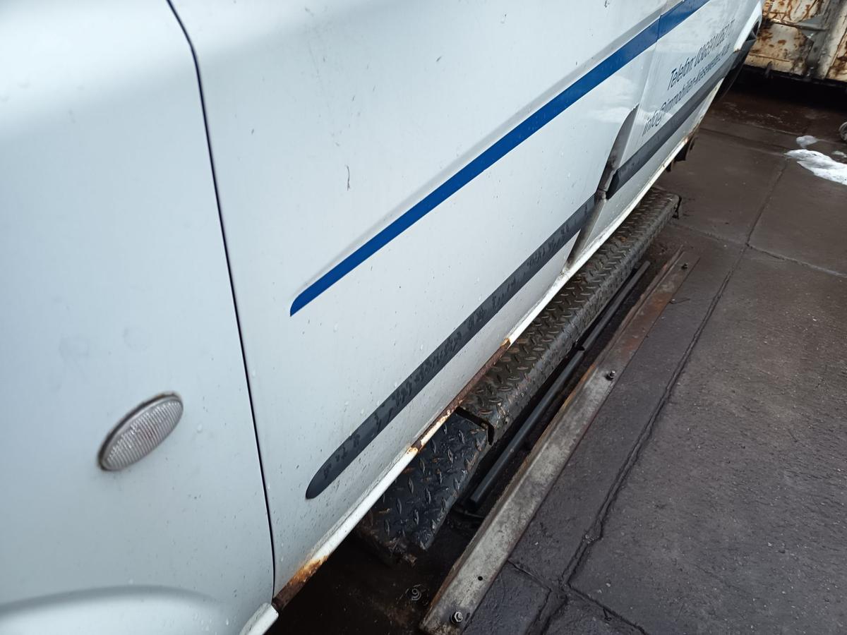 Mercedes Vito W639 original T&uuml;r vorn links Fahrer 9147 Arktiswei&szlig; Bj 2007