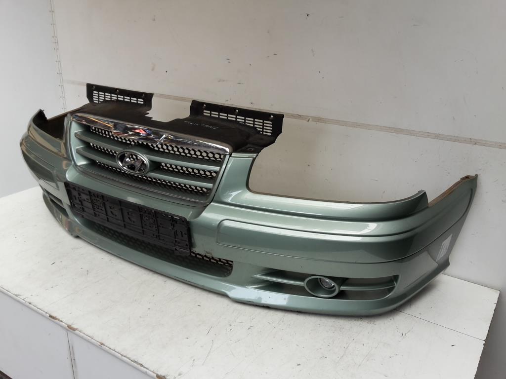 Hyundai Trajet BJ 2005 Sto&szlig;stange vorn Sto&szlig;f&auml;nger Gr&uuml;n