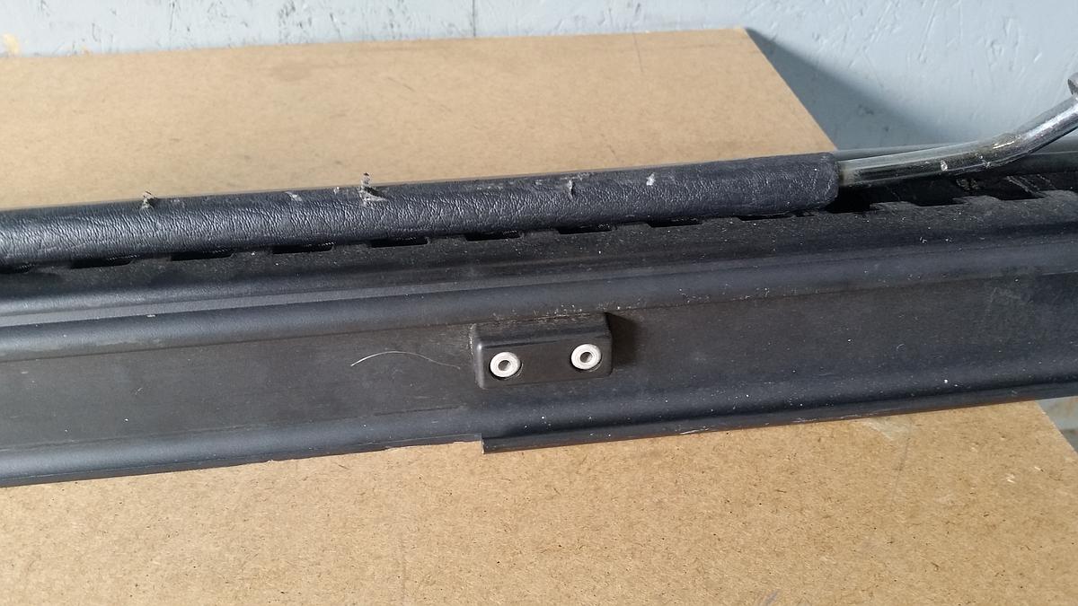 VW Golf IV Kombi orig Netztrennwand Trennnetz Schwarz Bj 2002