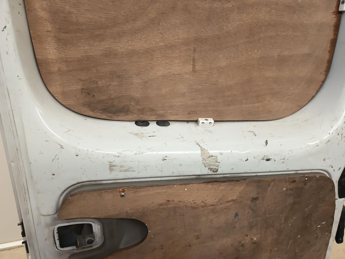 Opel Vivaro F7 Bj 2005 original Hecktür hinten rechts 10U Casablancaweiss