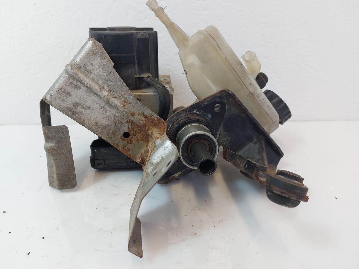 VW Golf 3 Cabrio 1E ABS Block Pumpe Hydroaggregat Hauptbremszylinder Halteblech