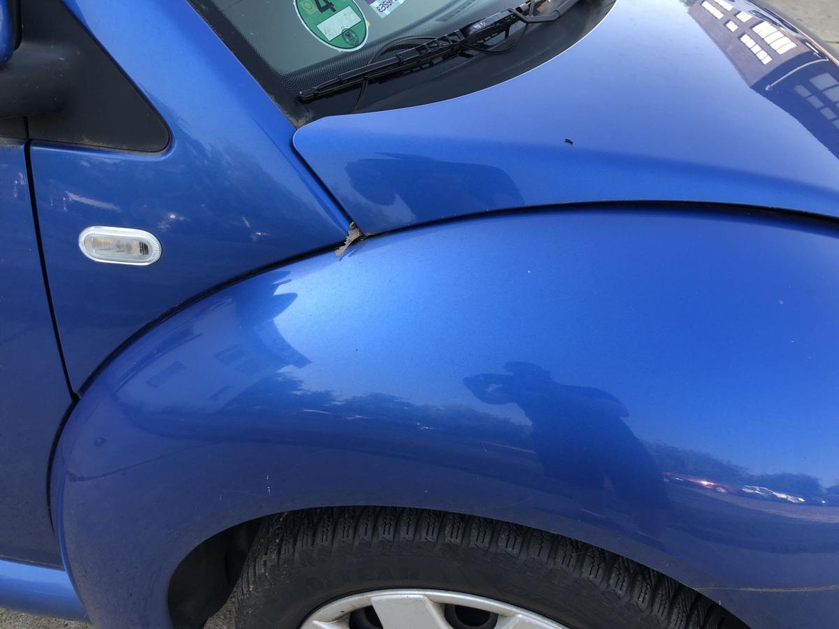 VW New Beetle 9C Kotflügel vorn rechts Fender Plastik LW5Y Tecnoblau Perl