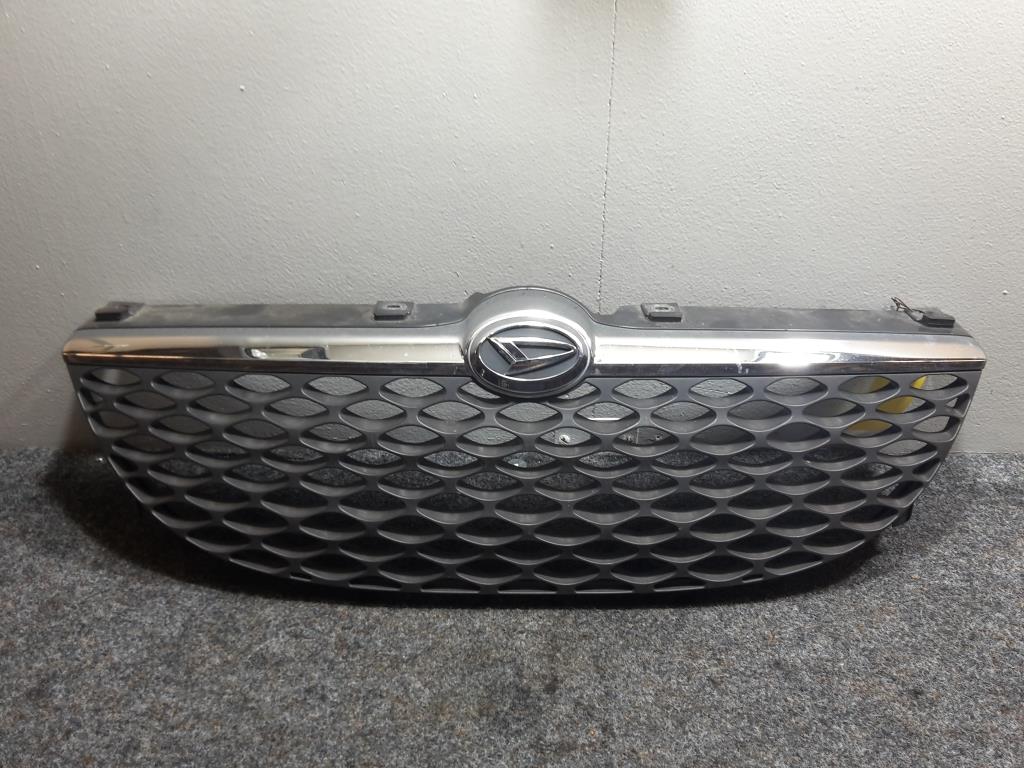 Daihatsu Sirion BJ 2003 Kühlergrill Grill Frontgrill 01-04