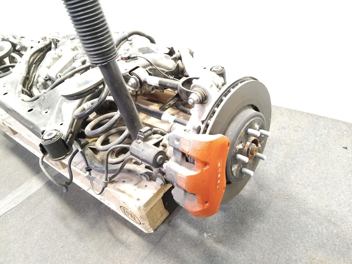 Tesla Model Y Performance komplette Hinterachse mit Elektromotor RDU Bj.2022