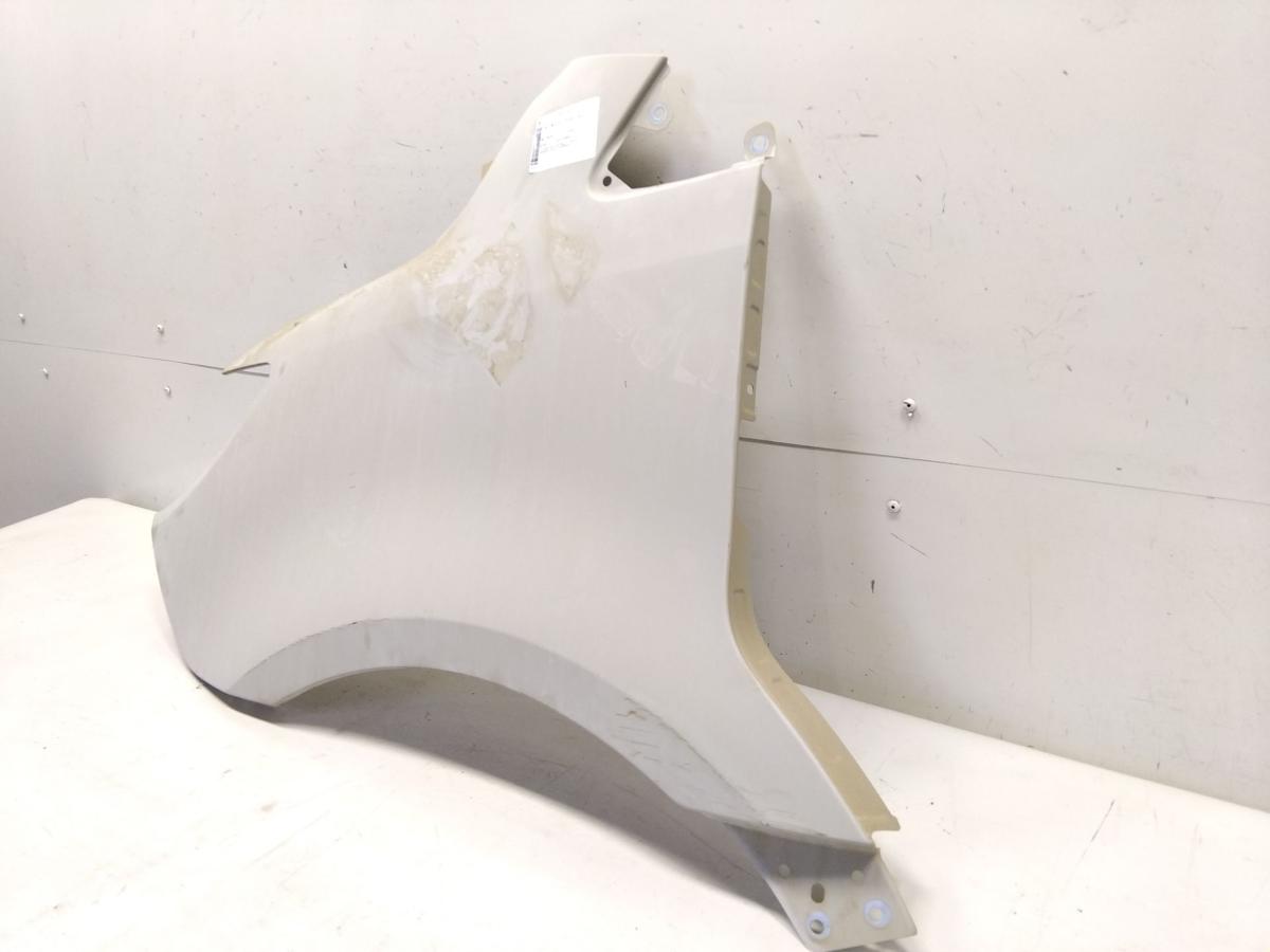 Mercedes Benz Sprinter 907 910 original Kotfl&uuml;gel vorn links Bj.2020