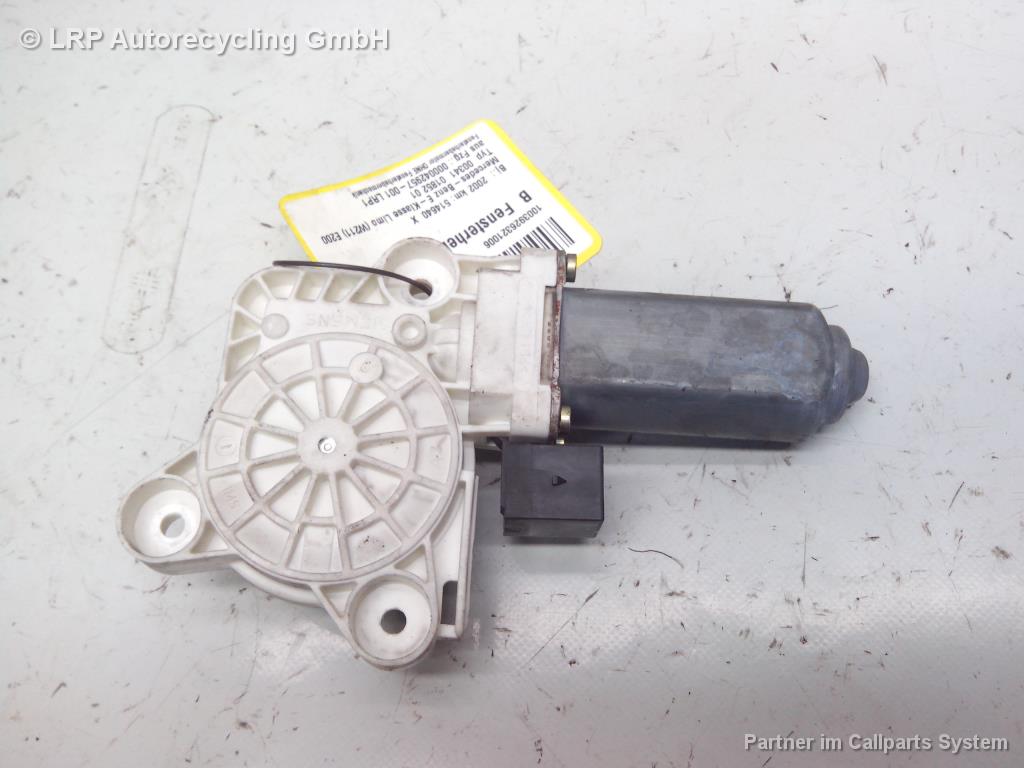 Mercedes Benz E-Klasse W211 BJ2002 Fensterhebermotor hinten rechts A2118202442