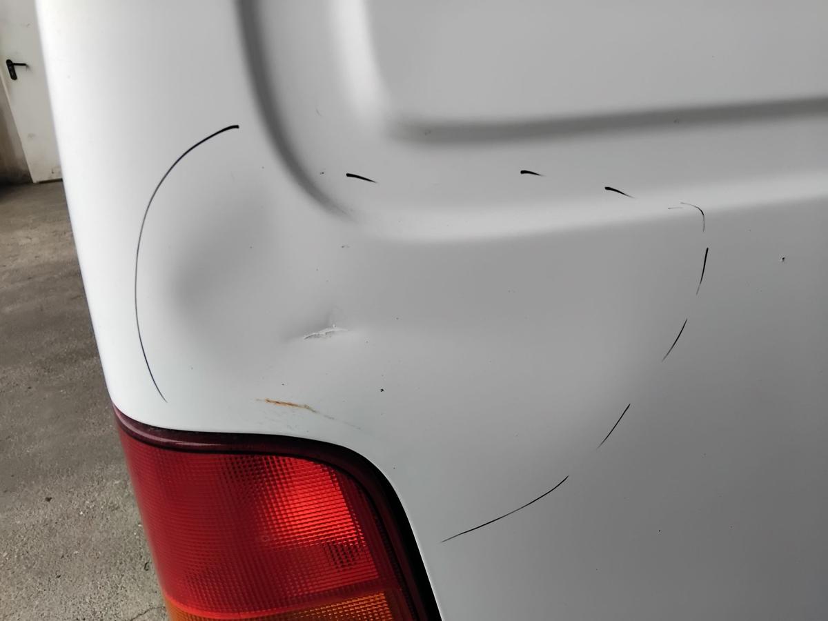 Mercedes Benz Vito 638 Kastenwagen Heckklappe arktikweiss 9147 BJ2003 Mängel