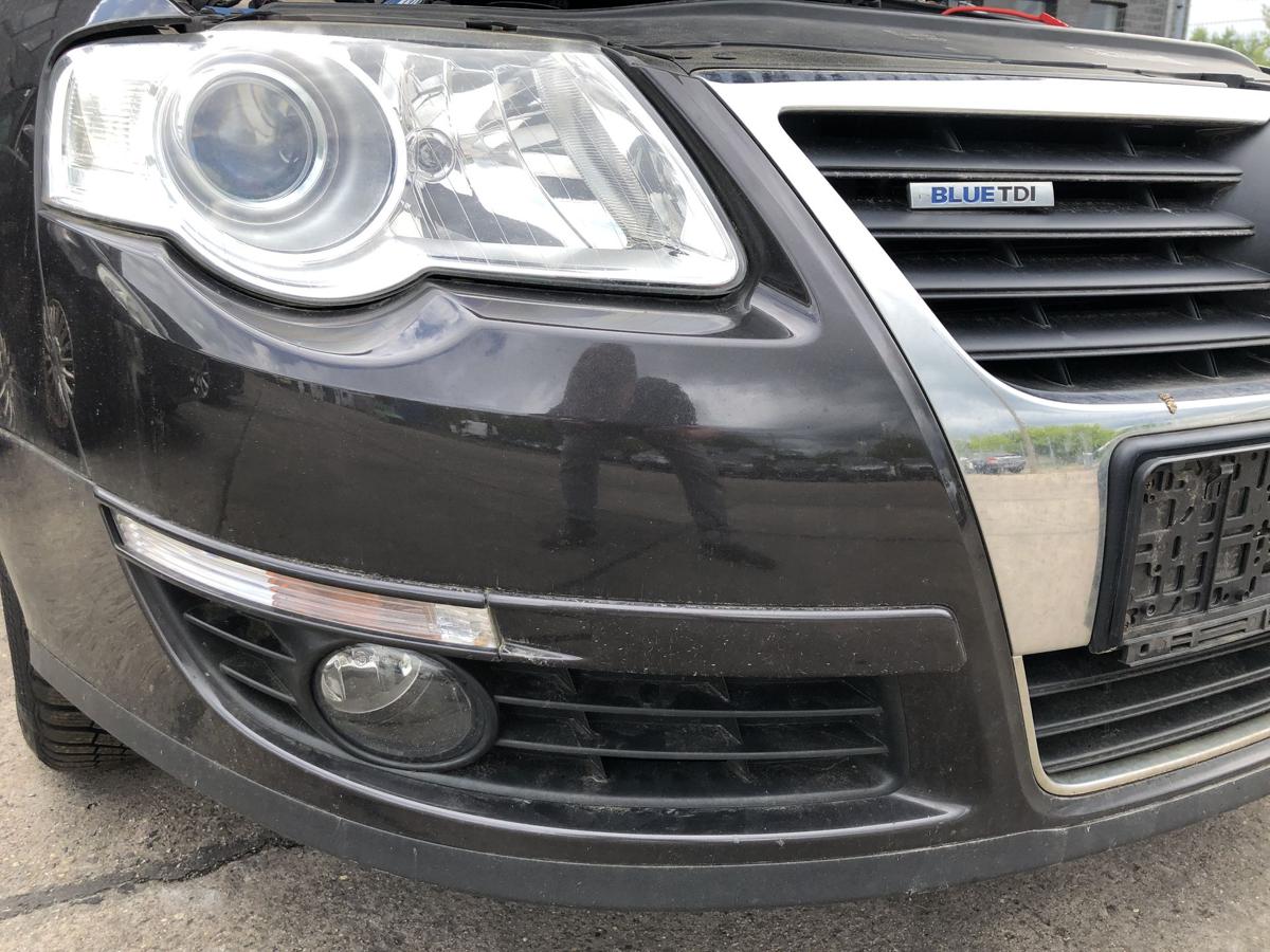 VW Passat 3C B6 Sto&szlig;f&auml;nger vorn Frontsch&uuml;rze Grill Nebel LC8Z Moccabrown