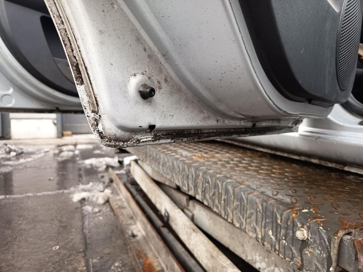 Hyundai Getz original T&uuml;r hinten links Fond 5S Space silver Bj 2005