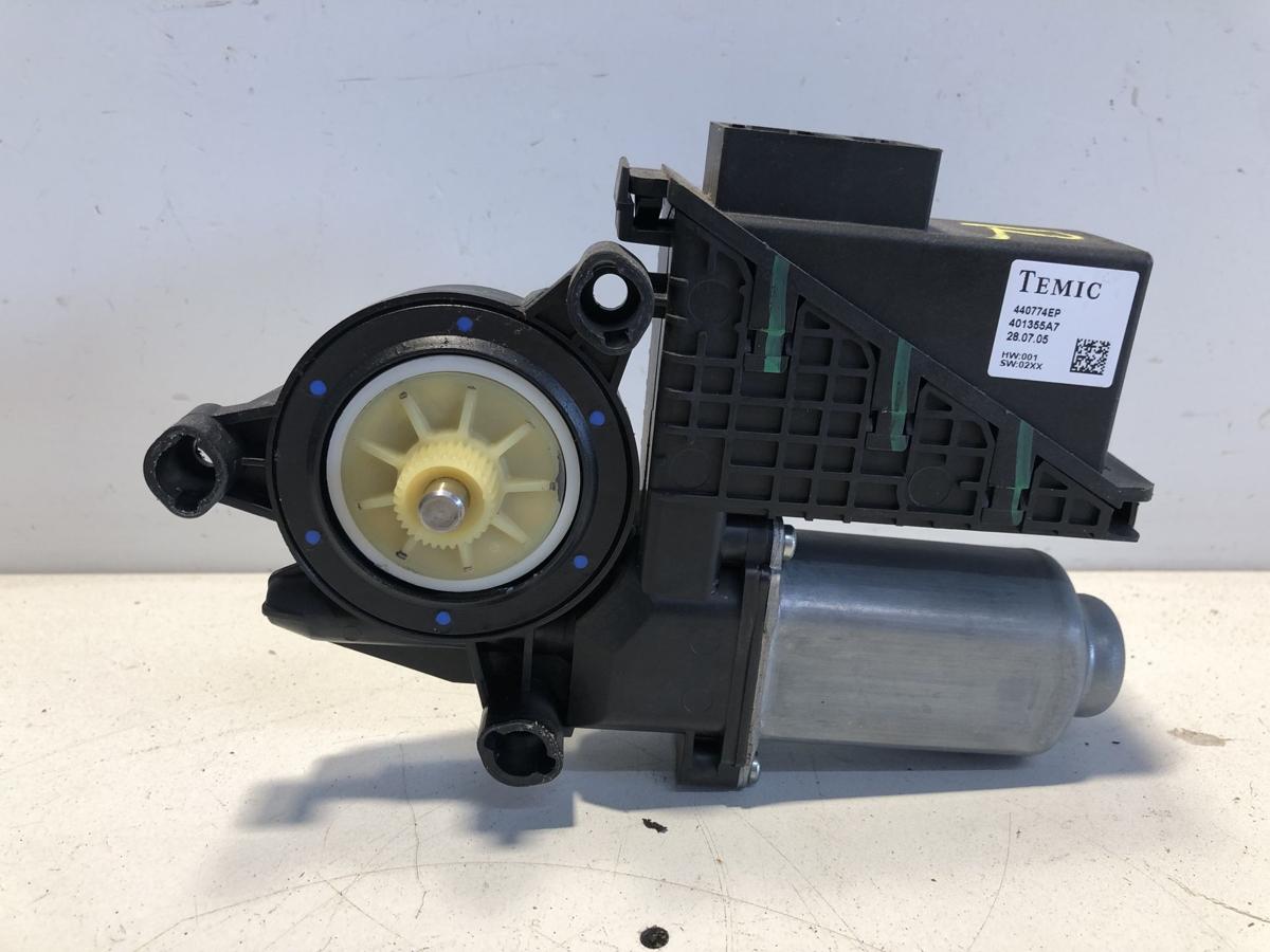 VW Polo 9N3 original Fensterhebermotor rechts Beifahrer 8Y2959801 Bj 2005