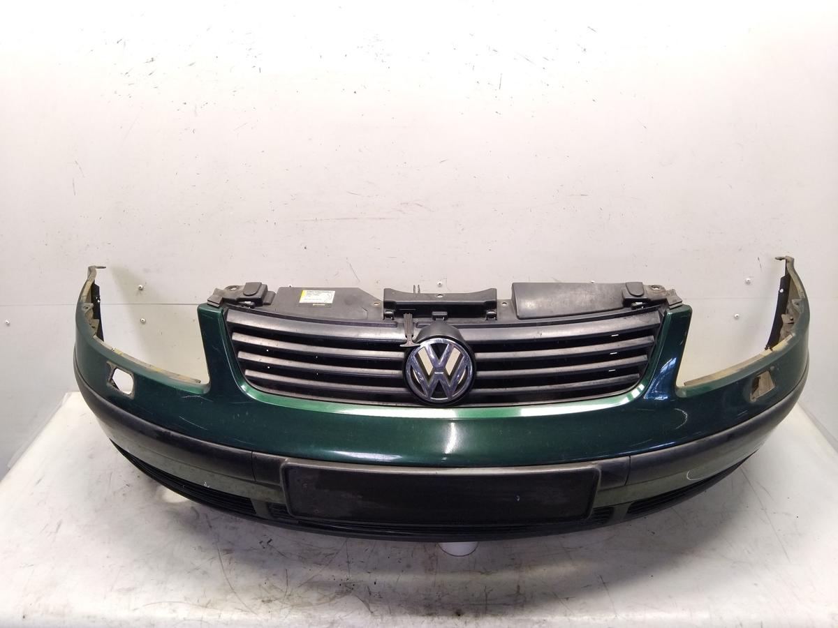VW Passat 3B orig Sto&szlig;f&auml;nger Sto&szlig;stange vorn LC6M Bright Green Metallic BJ1999