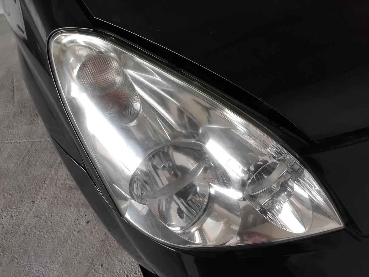 Toyota Corolla Verso II AUR10 orig.Scheinwerfer rechts Halogen mit LWR BJ2006