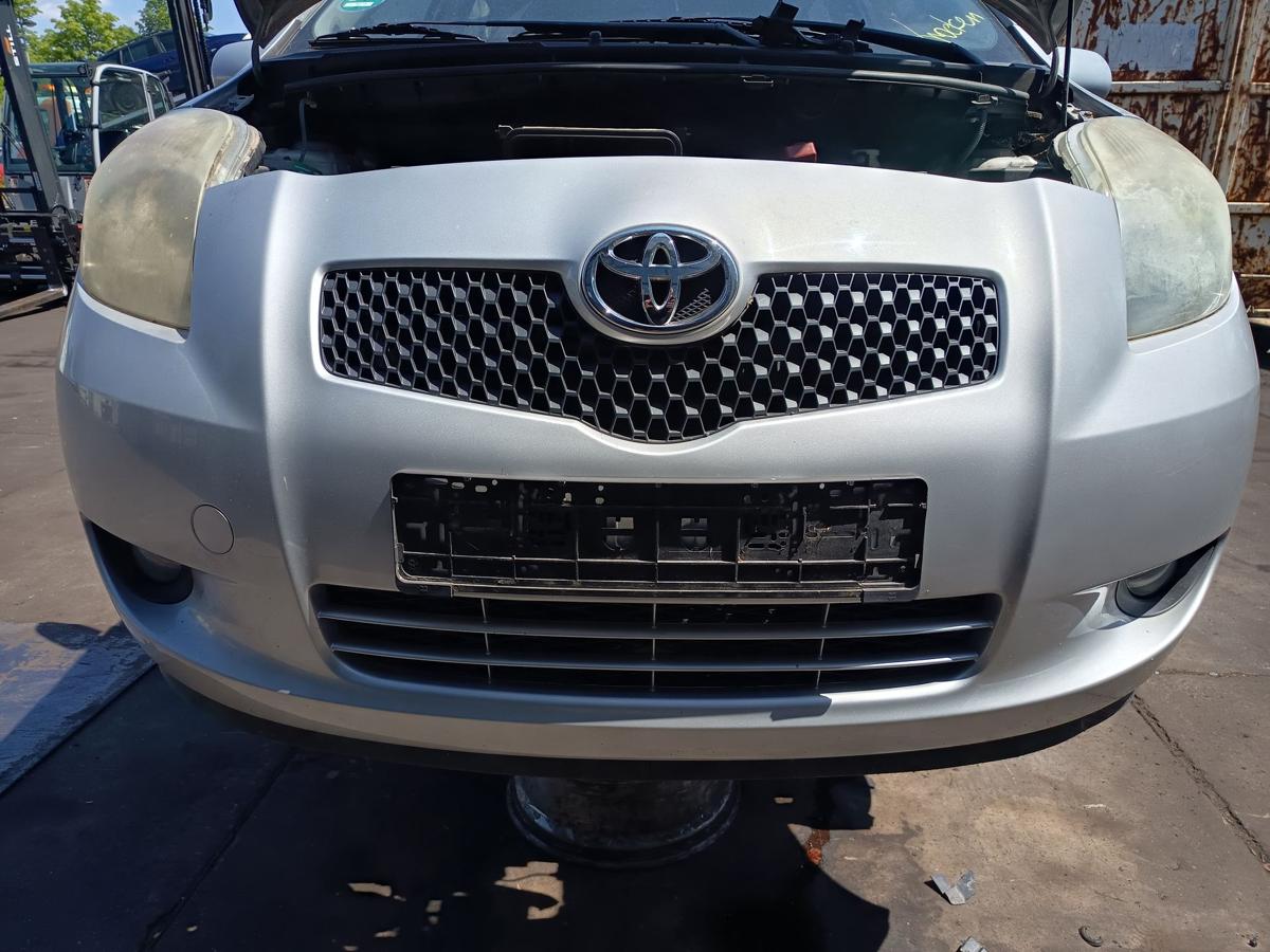 Toyota Yaris P9 original Sto&szlig;stange vorne 1E7 Silver Pearl Metallic Baujahr 2008