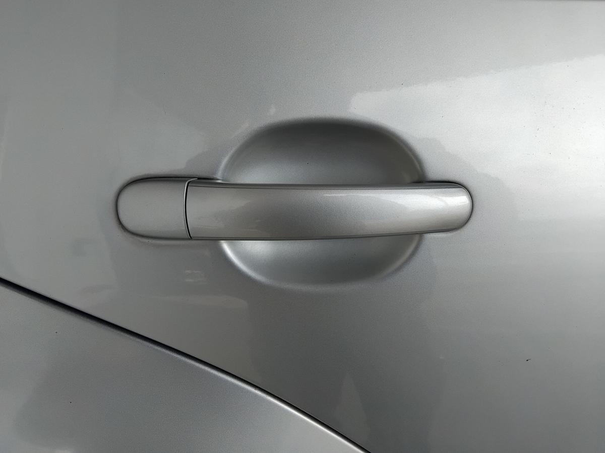 VW Bora 1J Limousine T&uuml;r hinten rechts LA7W reflexsilbermetallic 4-t&uuml;rig BJ2002