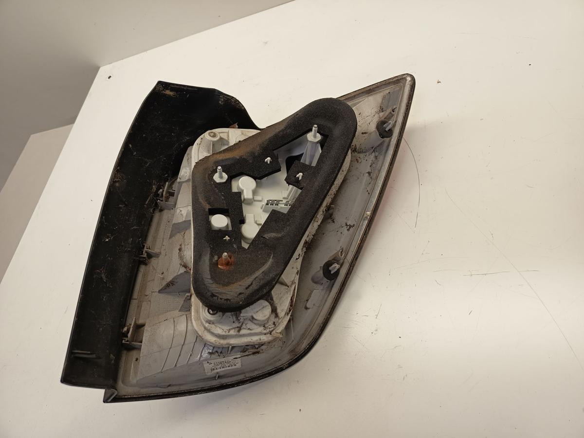 Opel Astra H Kombi orig Rückleuchte links vor Facelift Bj 2006