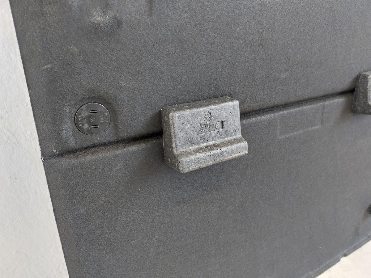 BMW 1er F21 M140i LCI Ladeboden Bodenbelag Kofferraumboden OEM