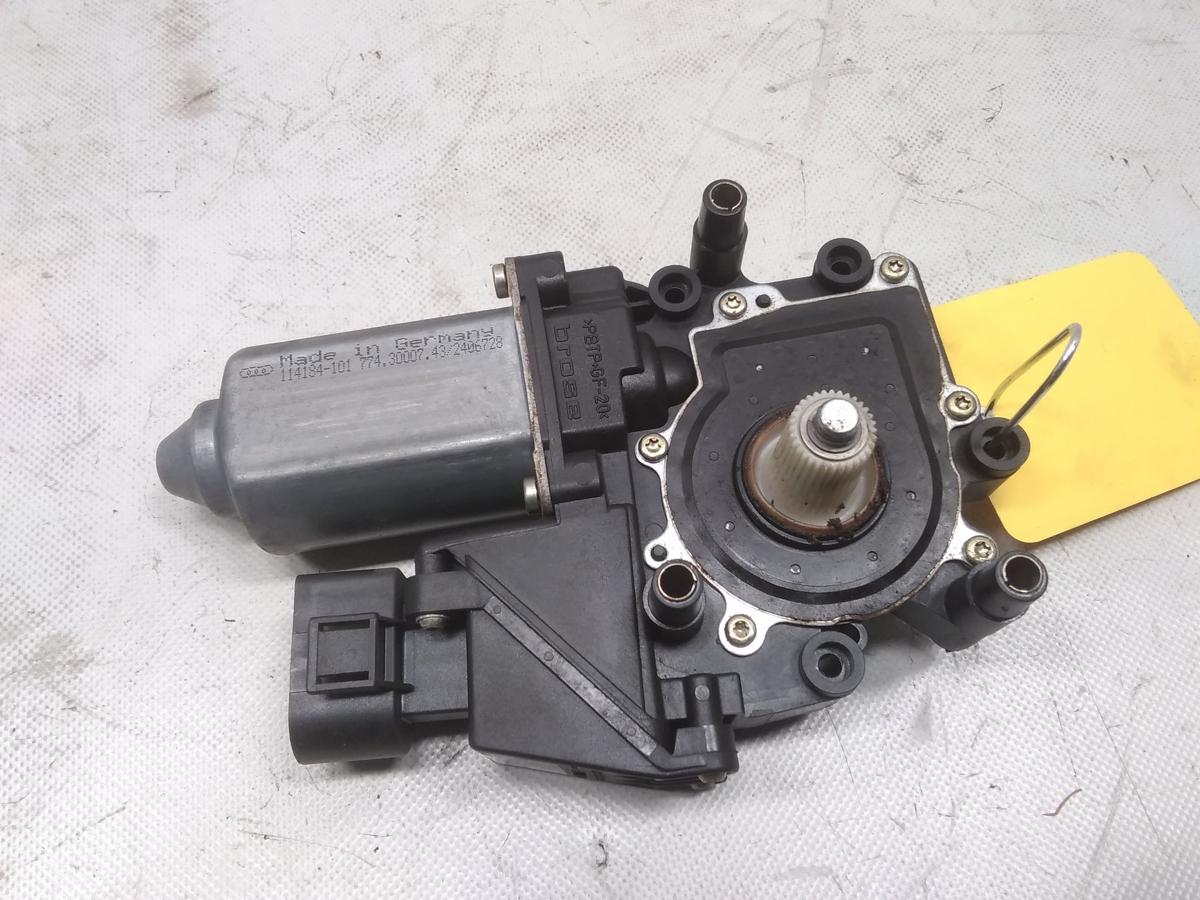 Audi A4 B5 8D original Fensterhebermotor vorn rechts 8D0959802D BJ1996