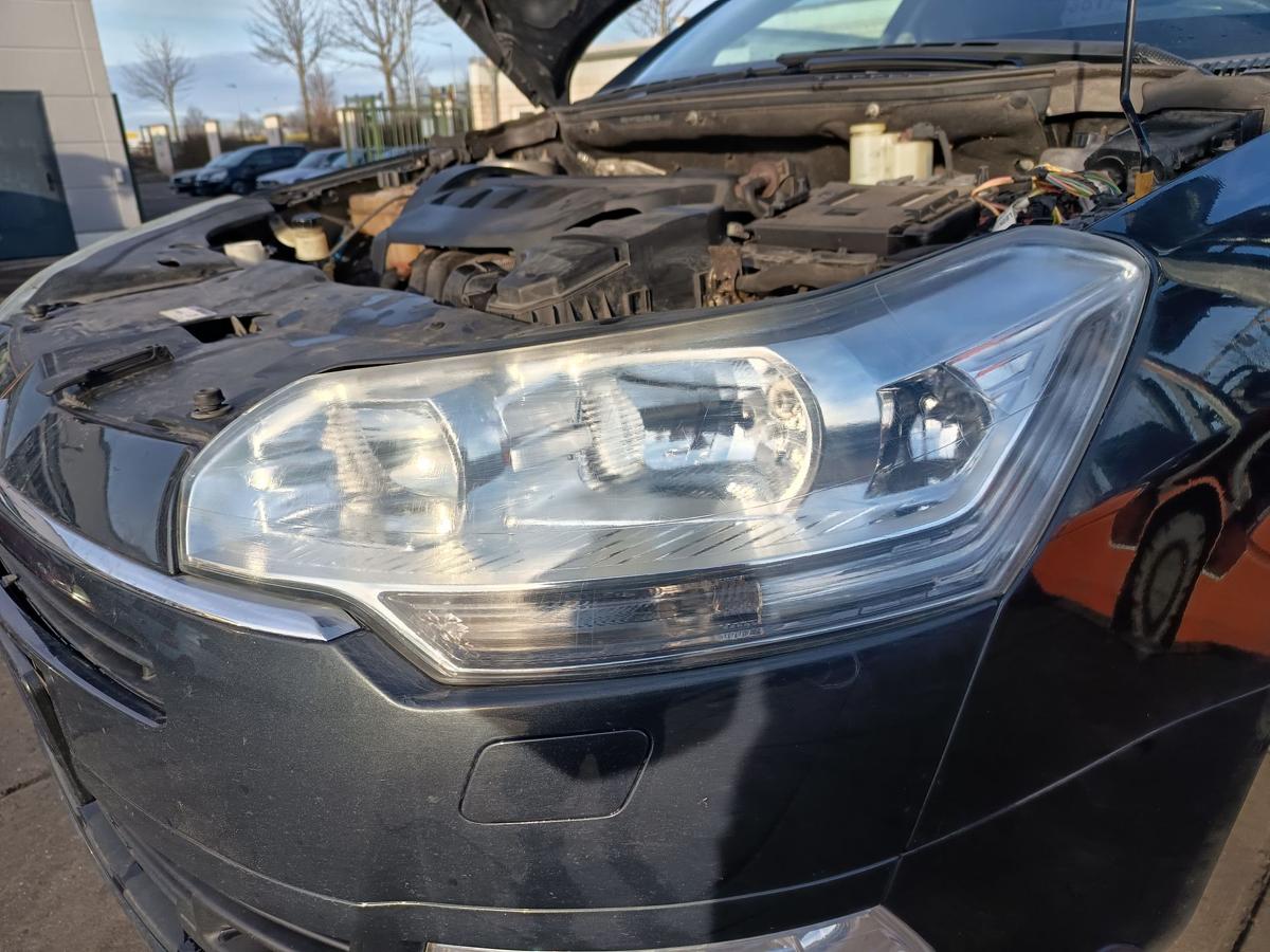 Citroen C5 II Tourer RW orig Scheinwerfer links Halogen vor Facelift Bj 2009