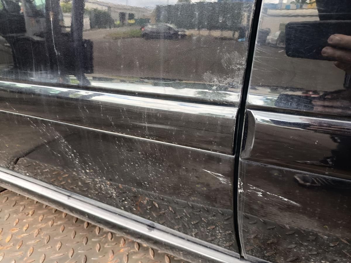 Opel Zafira B original T&uuml;r vorne links Z20R Saphirschwarz Bj 2011