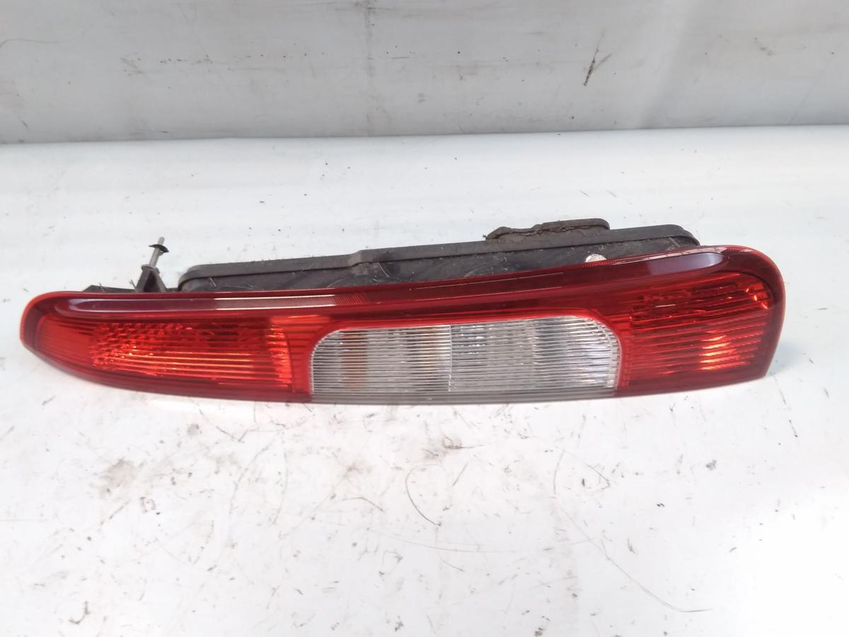 Ford Focus C-Max 1 DM2 original R&uuml;ckleuchte Schlussleuchte rechts BJ2007