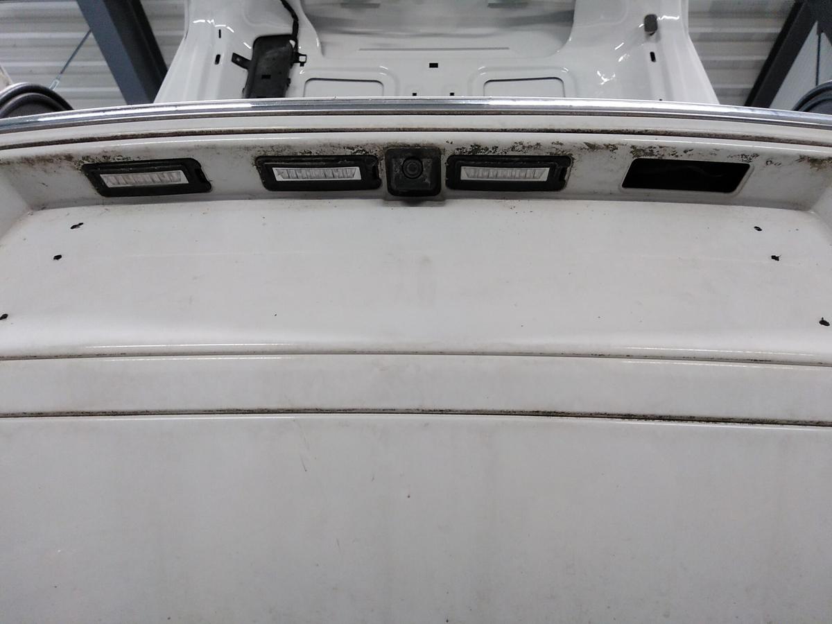 VW Phaeton GP4 original Stoßfänger Stoßstange hinten mit PDC und Kamera Bj.2015