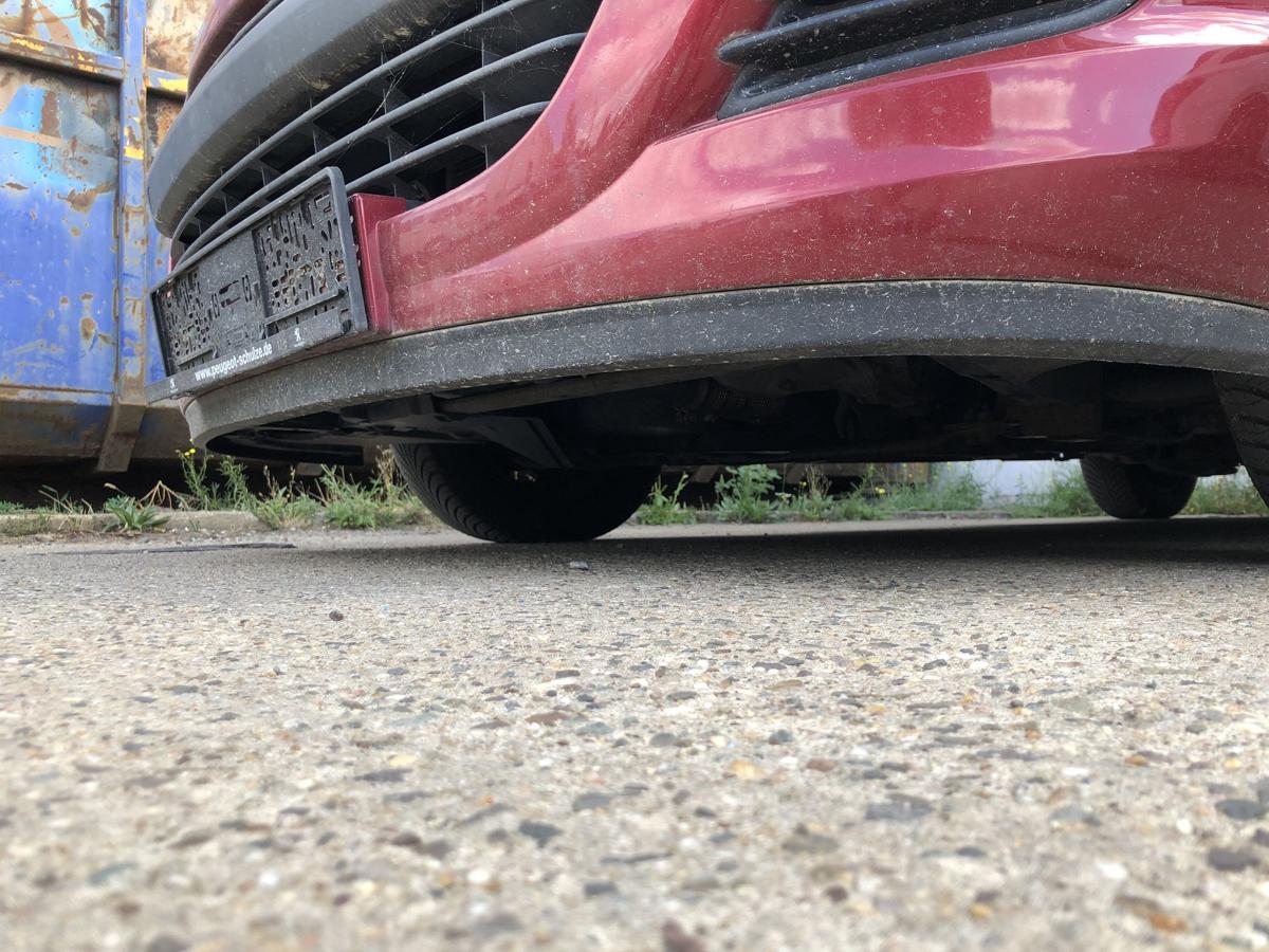 Peugeot 207 WA WC Sto&szlig;f&auml;nger vorn Frontsch&uuml;rze Facelift ab09 KJC Rouge Erythree