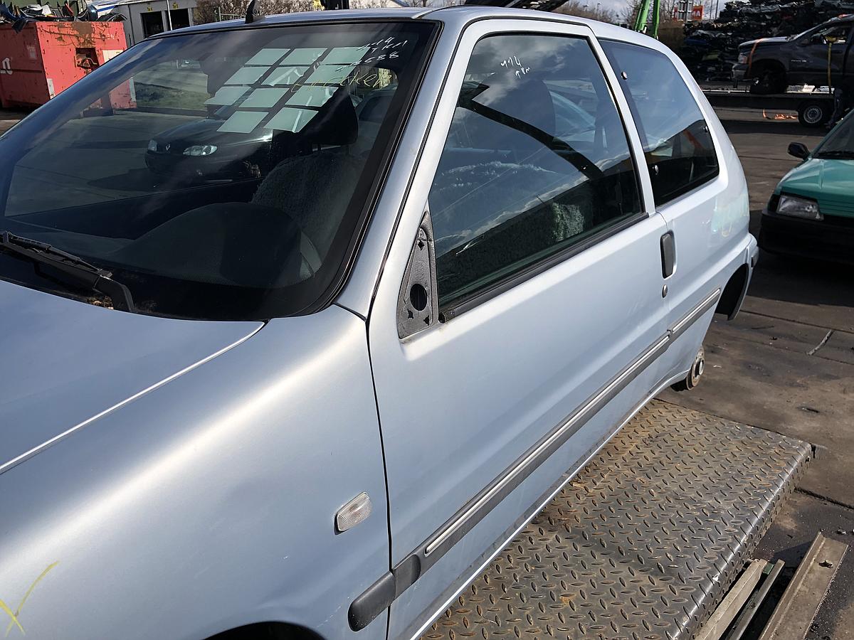 Peugeot 106 II orig Tür vorne links EYL Gris Iceland Blau Bj 2001