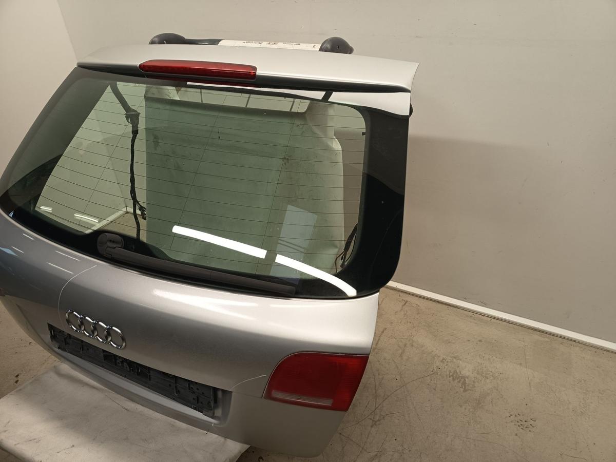 Audi A3 8PA original Heckklappe mit Scheibe Y7W Lichtsilber Bj 2007