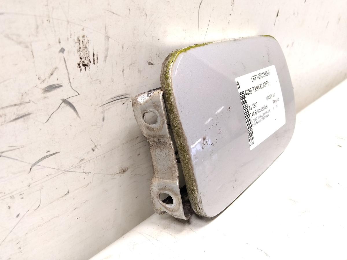 Mercedes Benz E Klasse W210 original Tankklappe 744 Brillantsilber BJ1997