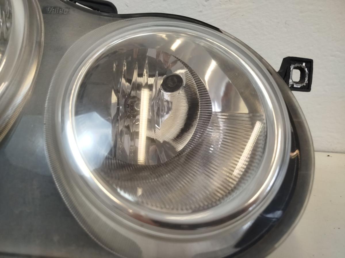 VW Polo 9N 9N1 Scheinwerfer vorn rechts Frontscheinwerfer Halogen Valeo OEM