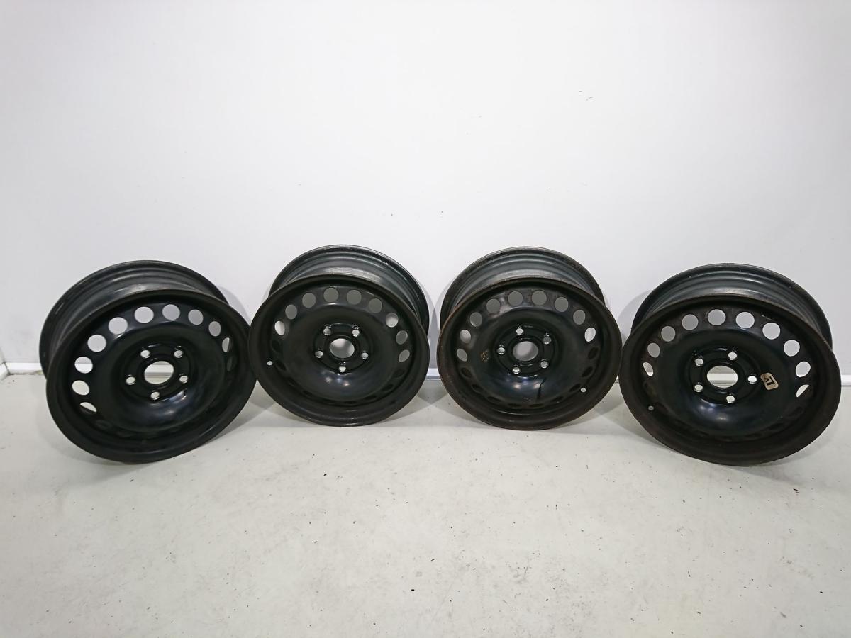 VW Golf V orig Satz Stahlfelgen 6x15ET47 5x112 Bj 2004