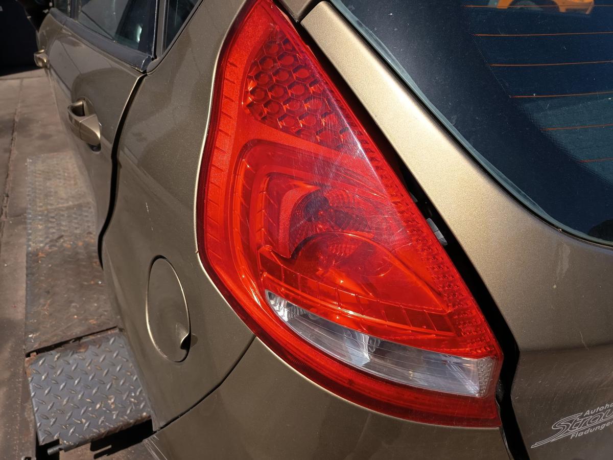 Ford Fiesta VI JA8 original R&uuml;ckleuchte links vor Facelift Bj 2012