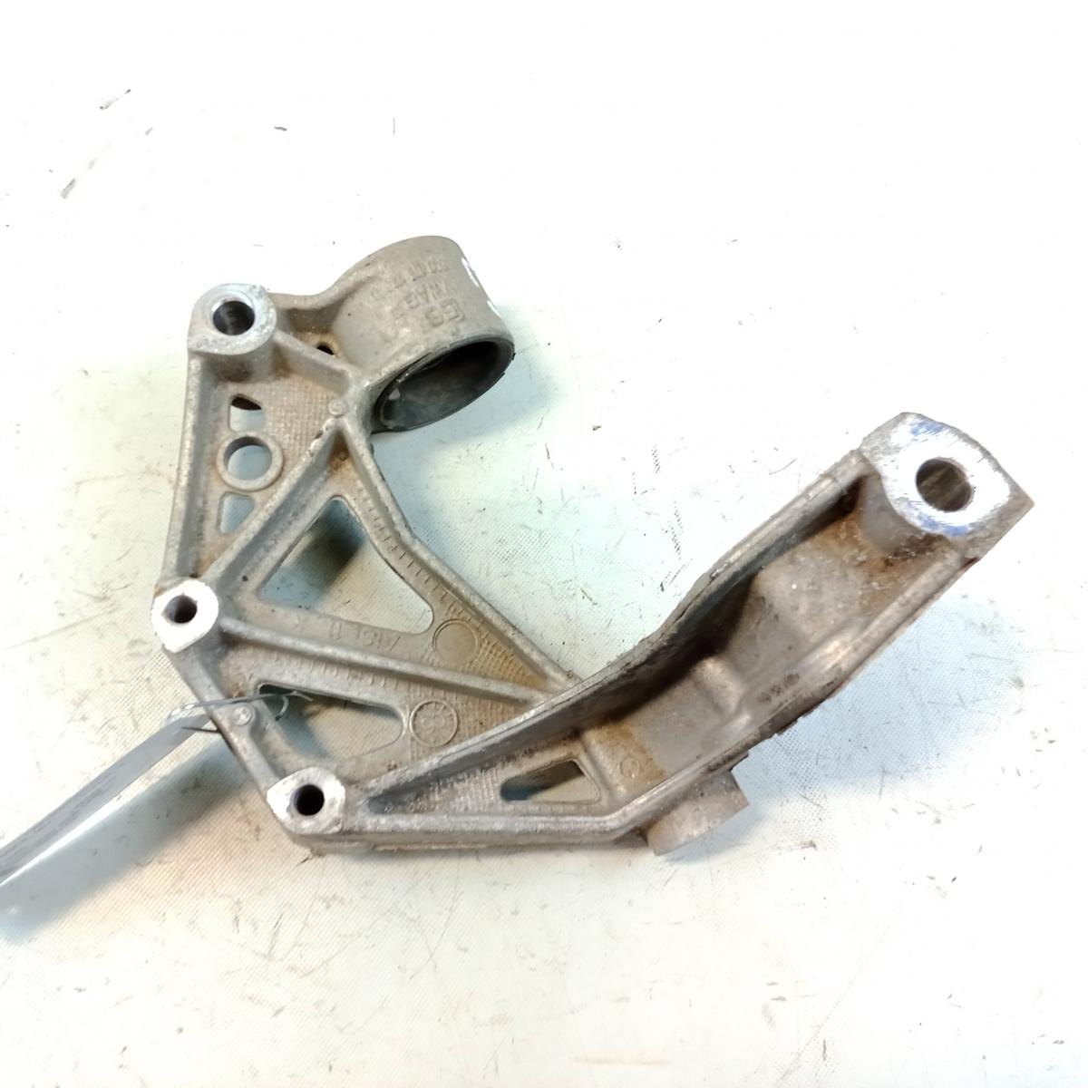 Skoda Fabia 1 6Y original Konsole Querlenker vorn links 6Q0199293D Bj.2006