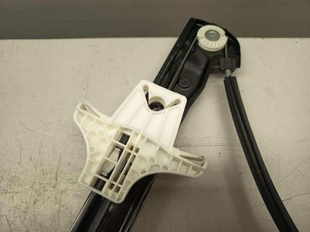 Skoda Rapid original Fensterheber hinten rechts Fond mit Motor Bj 2016