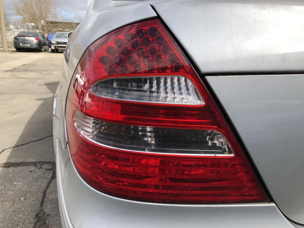 Mercedes E Klasse W211 Limo R&uuml;ckleuchte links Avantgarde LED R&uuml;cklicht bis 2006