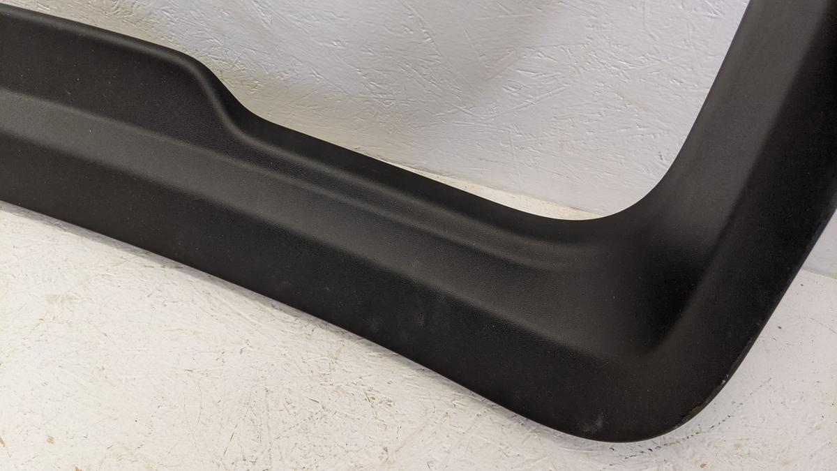 Tesla Model Y Innenverkleidung Heckklappe Oberteil Scheibe Originalteil