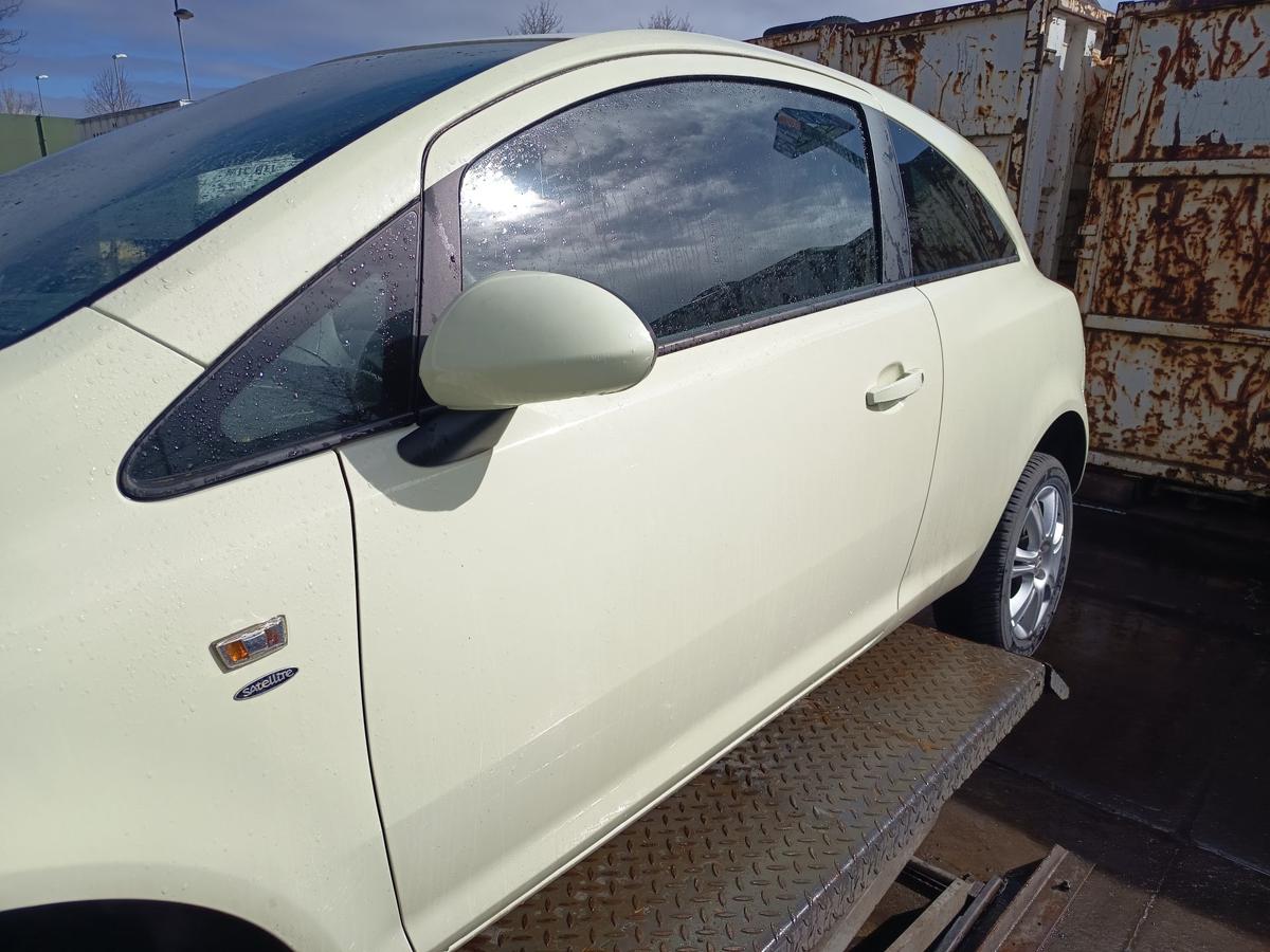 Opel Corsa D 3t&uuml;rer original T&uuml;r links Fahrer Z30R Guacamolewei&szlig; Bj 2012