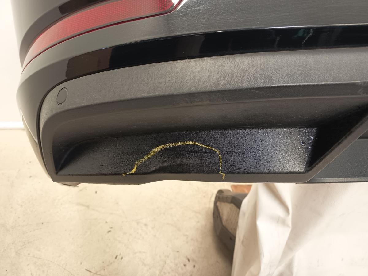 Skoda Superb 3V Kombi orig Stoßfänger hinten mit PDC LF9R Black Magic Bj 2016